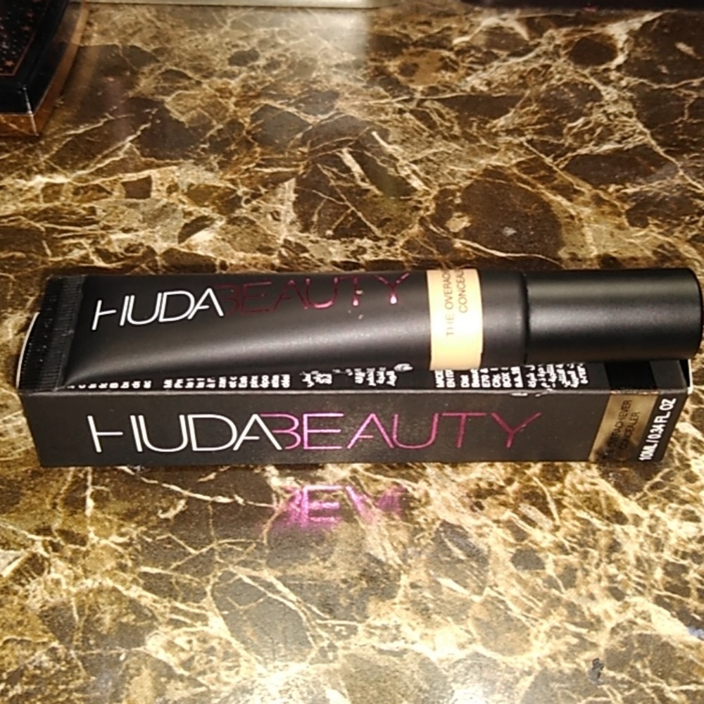 The Overachiever concealer
